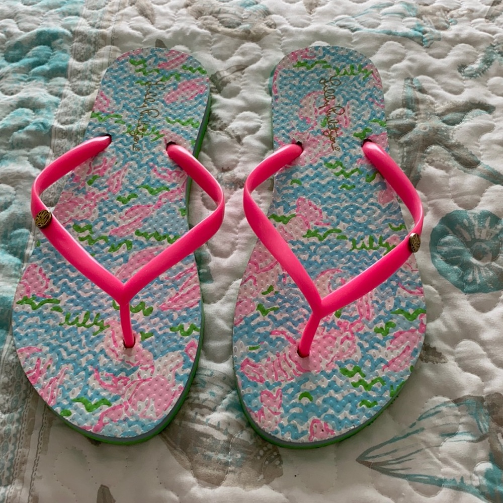 Lilly Pulitzer flip flops